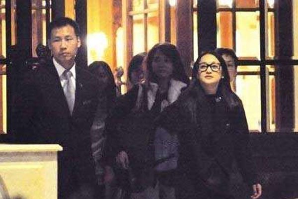 王烁怎么销声匿迹了 和房祖名是好朋友两个人一同失踪