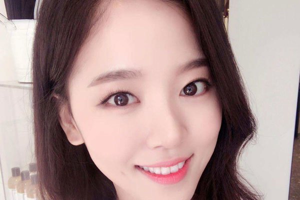 һ��һ��Ӱ�����ȵ��׼����� �񶨲�����˭�ں���