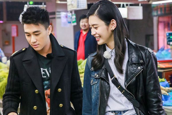 奚梦瑶何猷君怎么在一起的 国际超模接触上流社会很容易