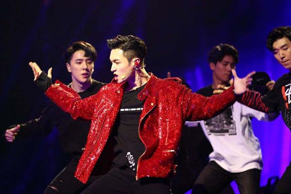 马云为什么解约张艺兴 格局不同两个人永远不会有交集
