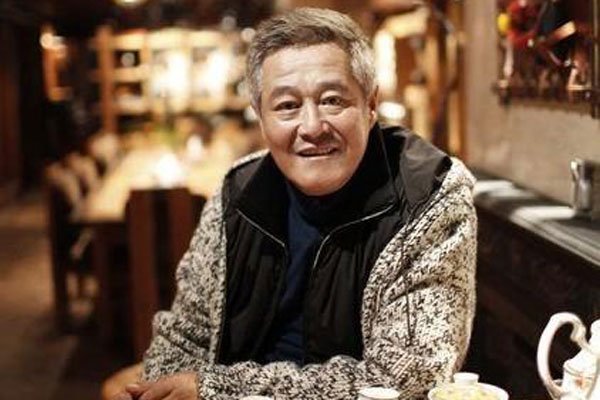 赴本山现在的国籍 都说他改国籍改到哪个国家去了