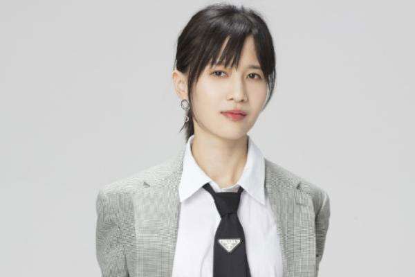 姜逸磊和王子文好像 对比照相似性格却完全不一样