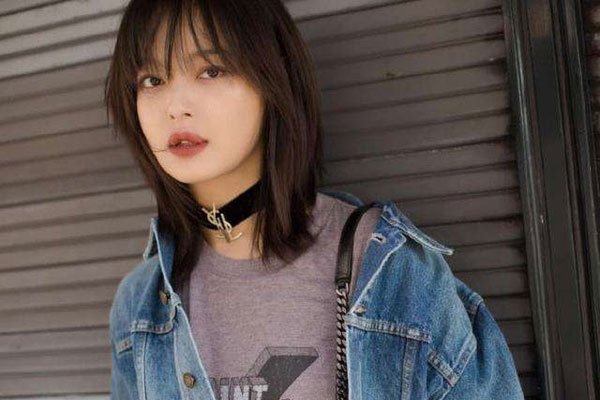 辛芷蕾的嘴唇怎么回事 也不看看她家里的实际情况