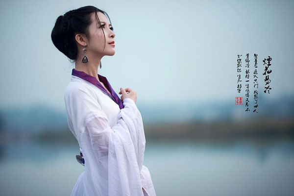 烟花易冷为什么诡异 出现幻觉怎么会那么严重