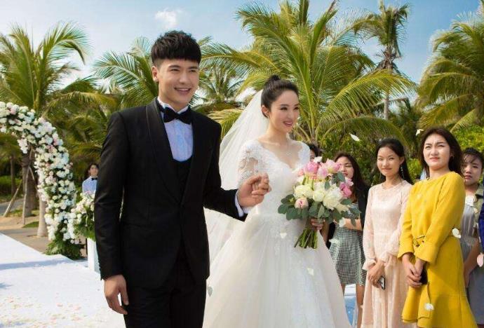 董璇和高云翔离婚时间 和平分开并没有闹得很严重