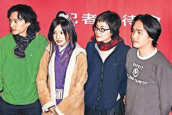 赵薇被泼事件图片 这件事其实是有内情的