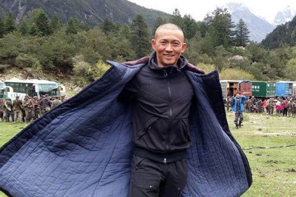 聂远现在片酬是多少 再婚娶个年轻漂亮的老婆就是好