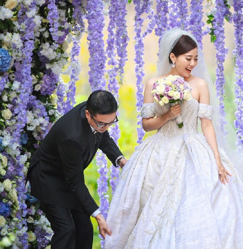 张靓颖被曝婚变与冯轲离婚 网友:应该听妈妈的话