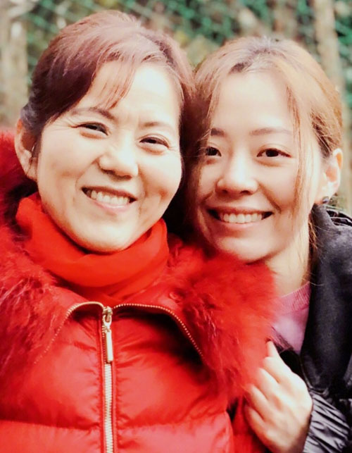 张靓颖被曝婚变与冯轲离婚 网友:应该听妈妈的话