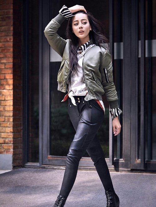 王鹤棣对迪丽热巴有好感 与沈月关系不一般现任女友是沈月吗