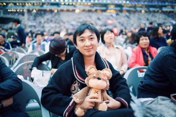LOL小楼抱王思聪大腿 王思聪投资电竞不是以盈利为目的的