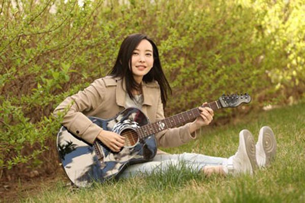 于文文的老公是谁个人资料简介 唱的很一般怎么吹的很厉害的样子