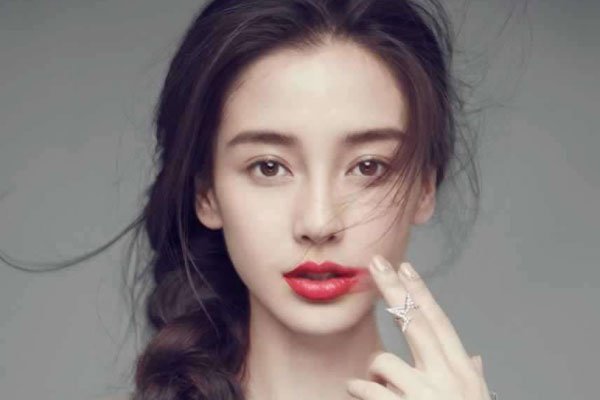 angelababy�������� ��������������Ļ�Ӧ�����������Ĵ���