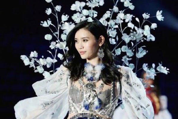 ���ǰŮ���������� ����֮ǰ������������Ů�ѳ���