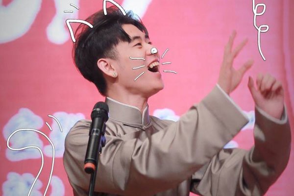 张云雷前女友给他一刀 为情自杀都这么严重了