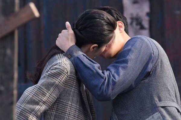 张雪迎黄子韬公布恋情 公布的女孩是他自己网友眼都瞎了吗