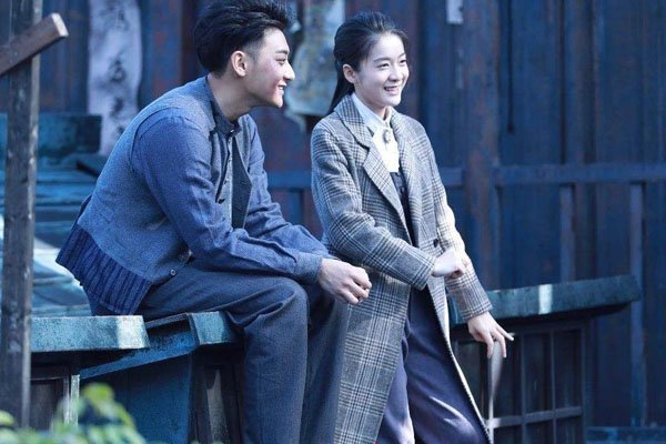 张雪迎黄子韬公布恋情 公布的女孩是他自己网友眼都瞎了吗