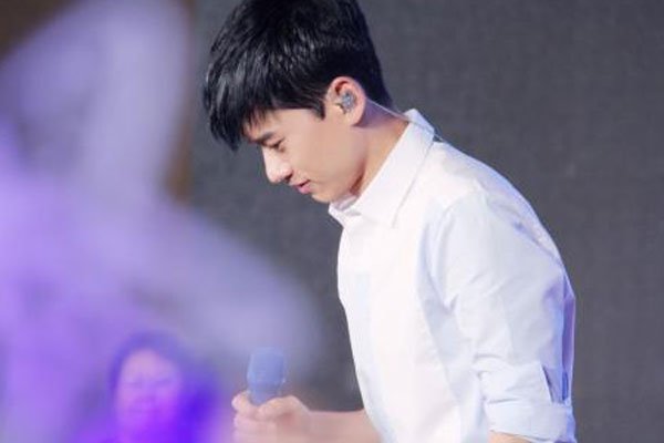 我是歌手张杰飙高音是什么歌 舞台上他曲子挺多的普遍有高音