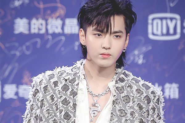 吴亦凡为什么叫加拿大电鳗 他和小g娜的事情洗白了吗