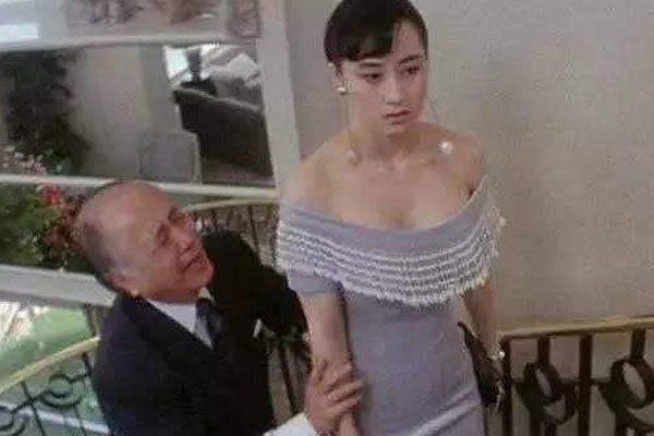 多人少人爱过利智 那么多人只有李连杰为她抛家弃子