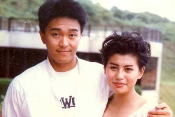 罗慧娟与周星驰的故事 当初俩人为什么分手周星驰现在后悔吗
