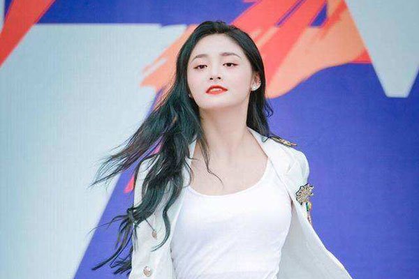 杨超越锦鲤是什么梗 企鹅要赚钱包装最重要