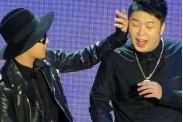 杜海涛下跪权志龙怎么处理的 习惯了低声下气但也没必要下跪