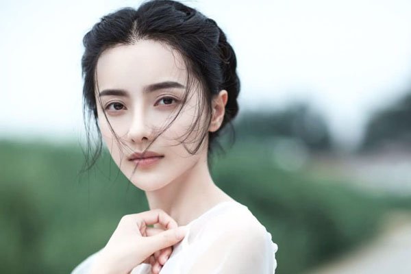 张芷溪甄宓是什么电视剧 张芷溪和吴秀波的关系是真的吗