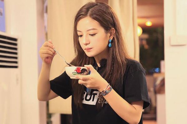 赵薇为什么没有参加中餐厅第三季 能制住黄晓明的只有她了