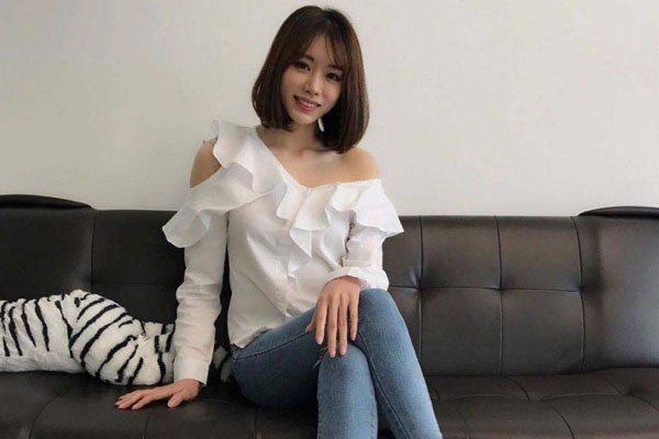 姜恩惠和轩子巨2兔 两个人长得为什么那么像是不是姐妹