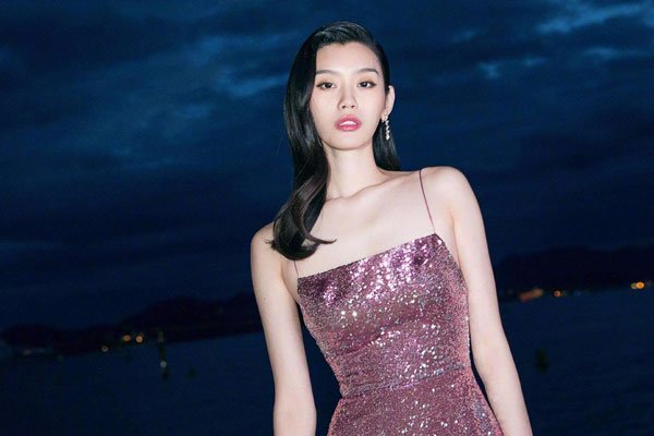 奚梦瑶何猷君怎么认识的 什么时候开始认识谈恋爱结婚的