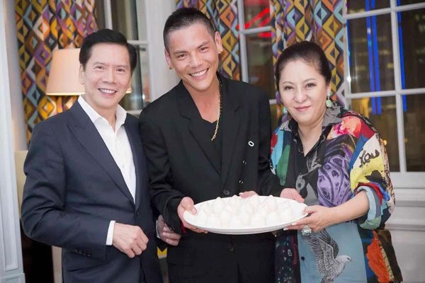 向华强到底什么来头 祖上是道上的到了他这里改做影商
