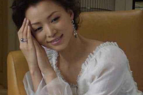 董卿与赵忠祥是怎么回事 都是被赵忠祥的桃色事件给害的