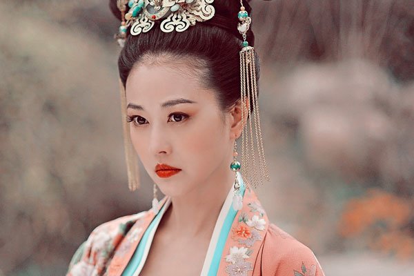 麦玲玲评周海媚面相 没有福气的长相怪不得一直没人要