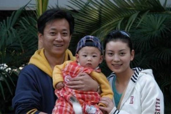 朱军为什么被央视解雇了 深陷官司当中露面恐遭非议