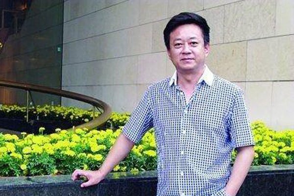 朱军为什么被央视解雇了 深陷官司当中露面恐遭非议