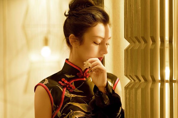 刘承羽攻守道露底照 马云看中的女子背景肯定硬
