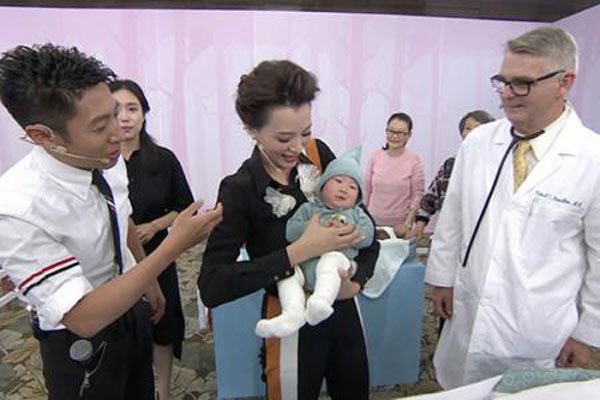 董卿老公是谁 瞒的真严实孩子都出生了才被扒出来