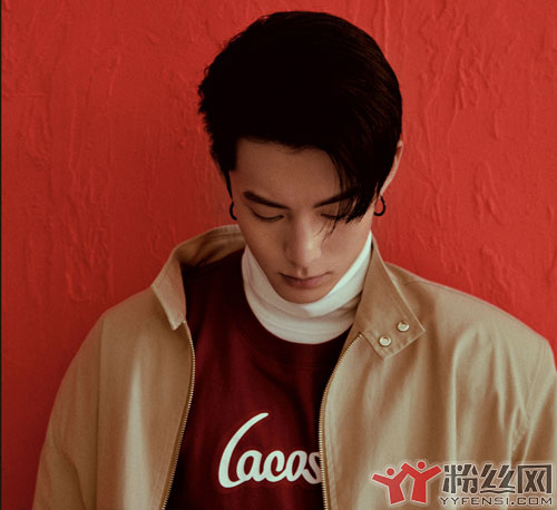 扒皮王鹤棣富二代身份 家庭背景如何爸爸妈妈都是做什么的