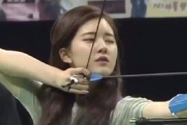 赵露思射箭是什么综艺 圆脸女生不适合性感路线这样就很可爱