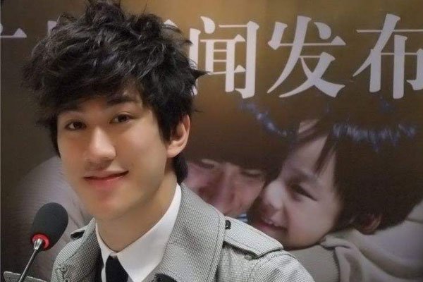 李治廷女友到底是谁 喜欢范冰冰被拒绝没看上
