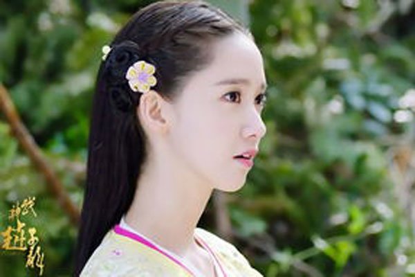 林允儿被车震了吗 真要有这事她早就被团队踢出局