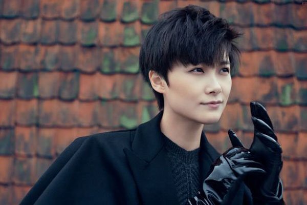 李宇春出什么事了 一年被人说去世好几回