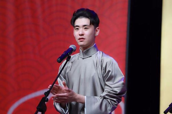 张云雷前女友给他一刀是真的吗 提到前任就落泪太重感情了