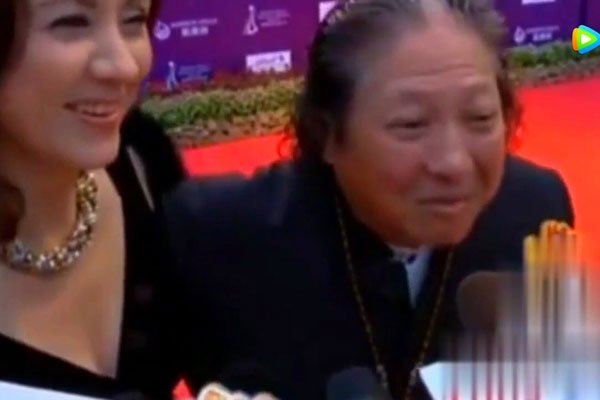 范冰冰和洪金宝到底怎么回事 干爹是怎么当上的