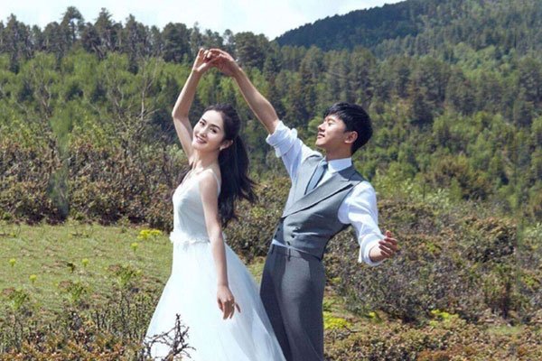 谢娜比张杰大了几岁 在一起被传过什么闲言碎语