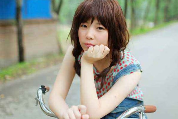 本兮怎么离去的怎么走的 22岁被说是因故去世太蹊跷了