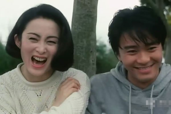 周星驰为什么不娶妻 一生爱过很多人却没有一个想过要公开