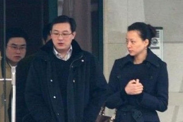 董卿老公密春雷简介 离开央视后飞美国备孕产子