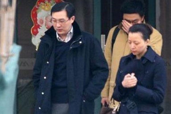董卿老公密春雷简介 离开央视后飞美国备孕产子